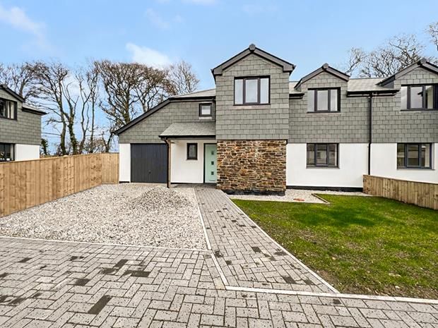 Property photo 1 of 12 Front