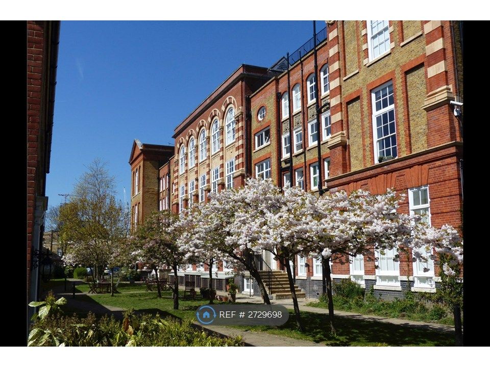 Property photo 2 of 10 The Paragon