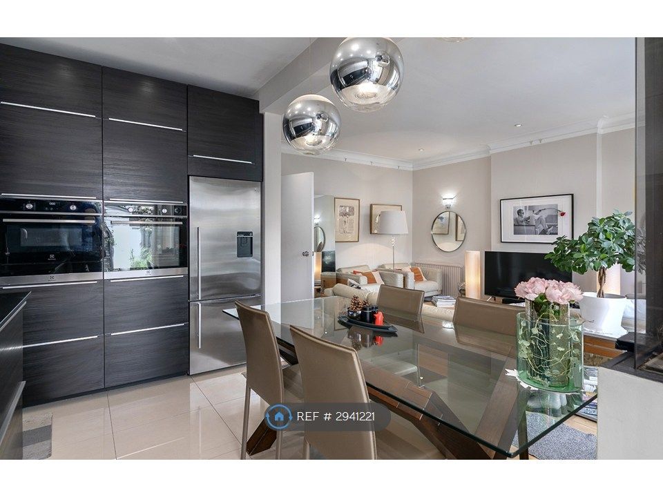Property photo 1 of 31 Dining Area