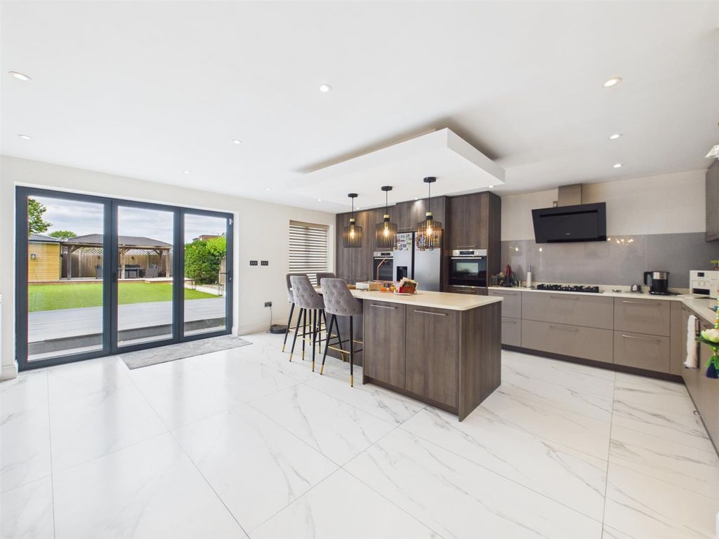 Property photo 3 of 21 959F59Ebc17945d1A798076B74B0d89A_100_Cam05080G0-Pr