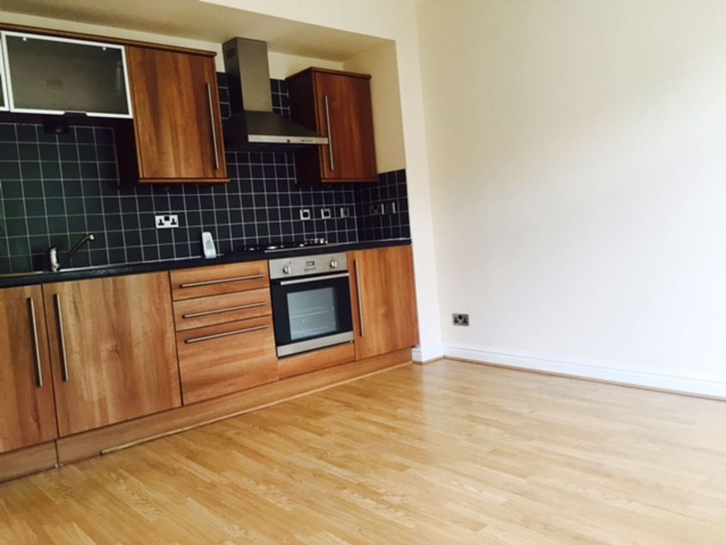 Property photo 3 of 6 Photo 5