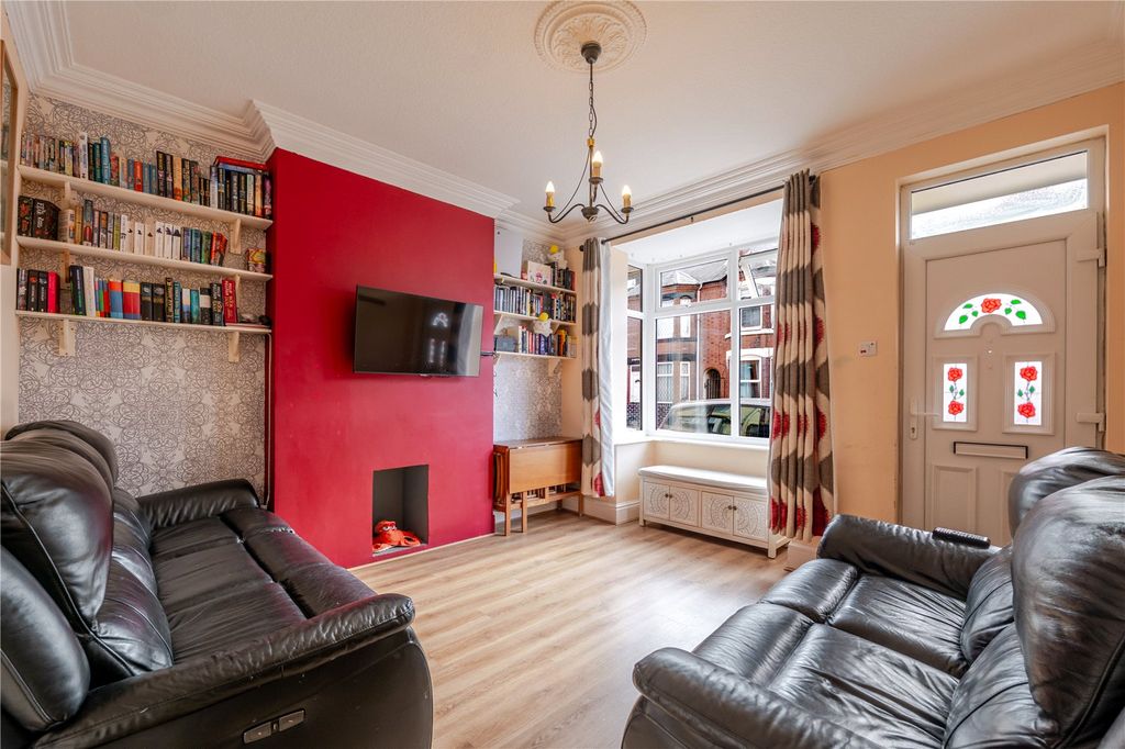 Property photo 3 of 21 Picture No. 04