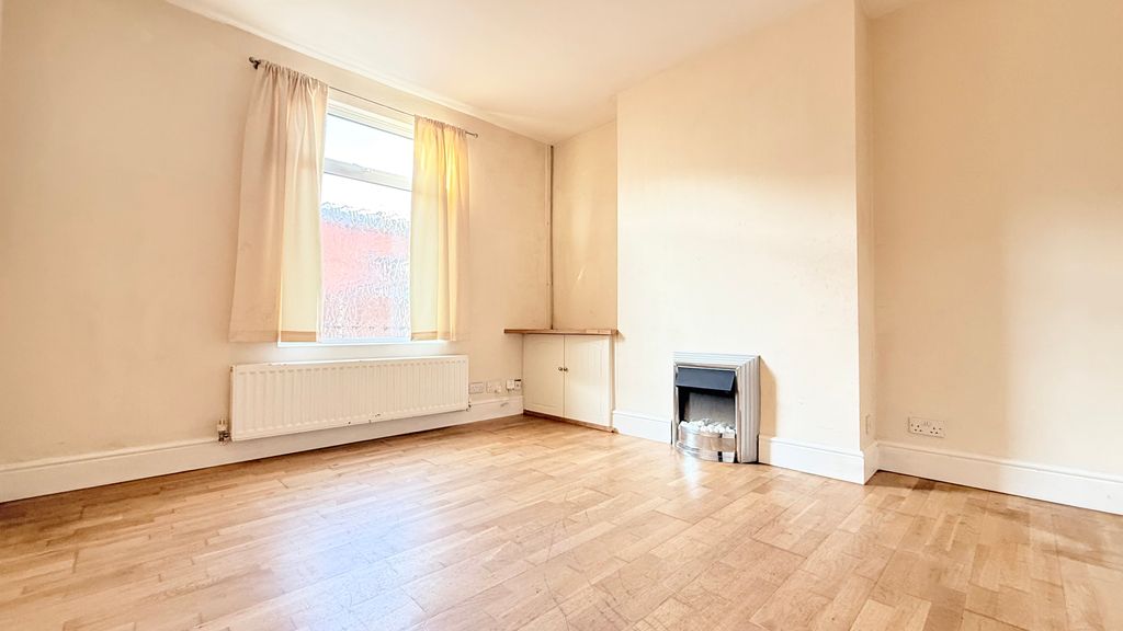 Property photo 3 of 5 Image