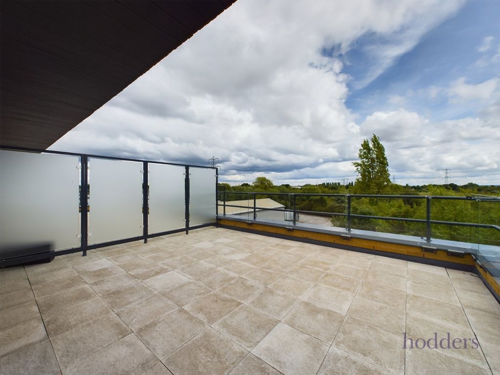 Property photo 2 of 8 Picture No. 10