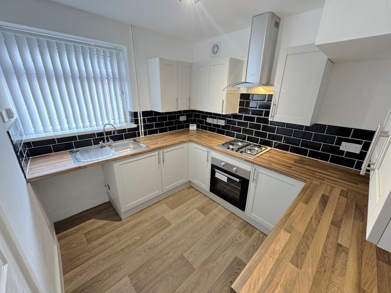 Property photo 2 of 23 Kitchen