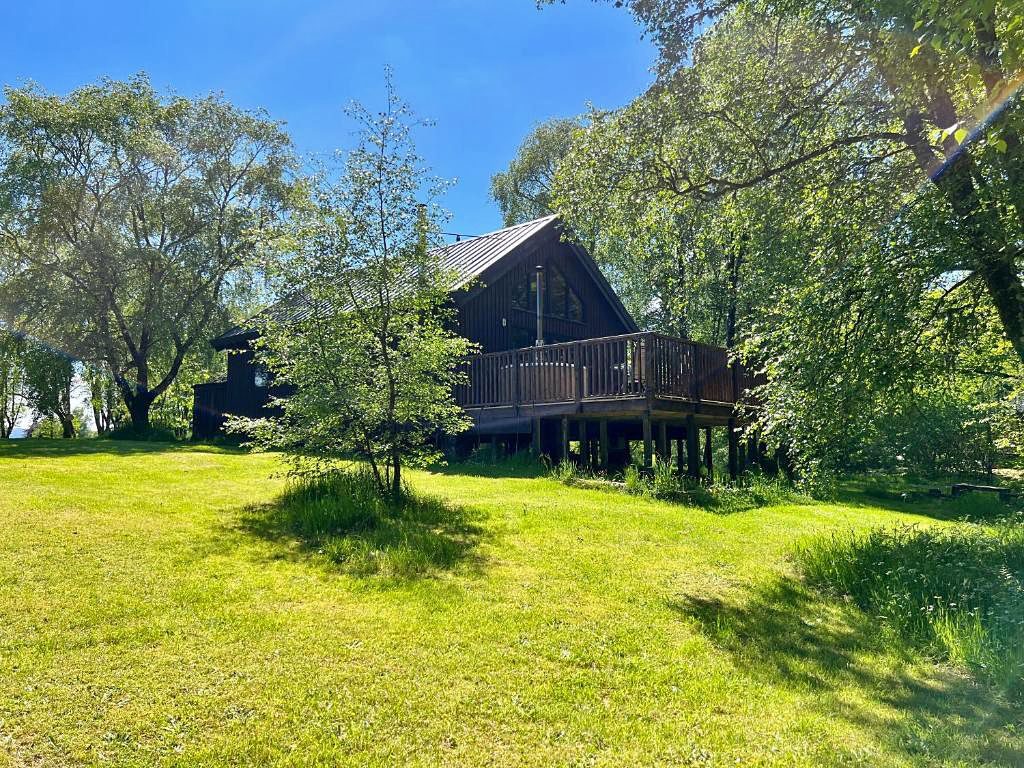 Property photo 1 of 36