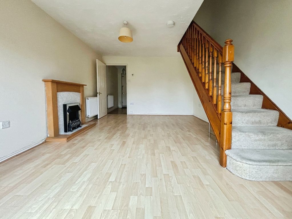 Property photo 3 of 8 Pbox-Img.Jpeg