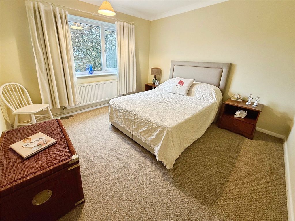 Property photo 3 of 14 Bedroom 2