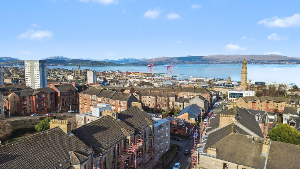 Property photo 3 of 13