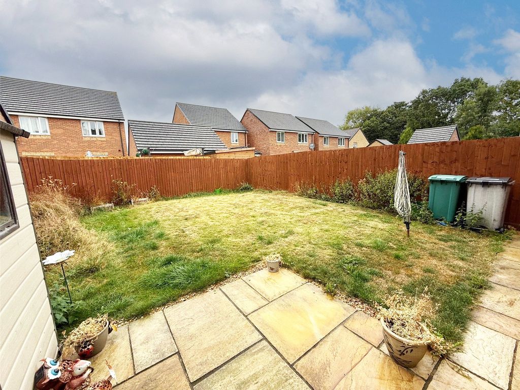 Property photo 2 of 13 Picture No. 29