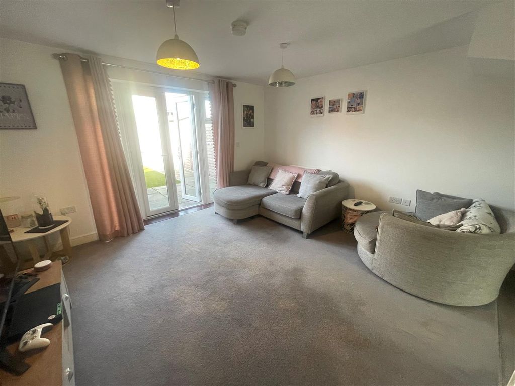 Property photo 3 of 15 Sitting Room 2.Jpg