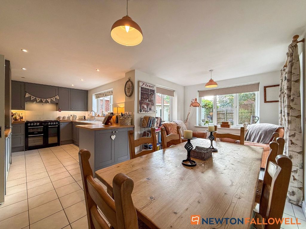 Property photo 2 of 32 Open Plan Living/Dining Kitchen