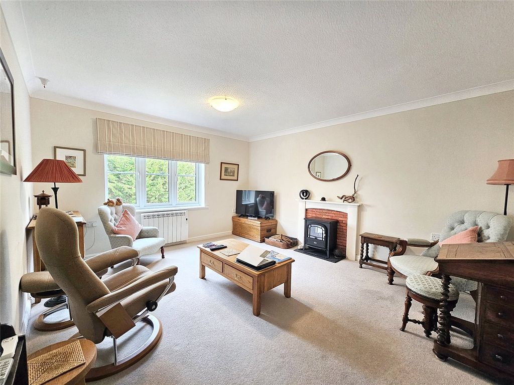 Property photo 2 of 12 Picture No. 01