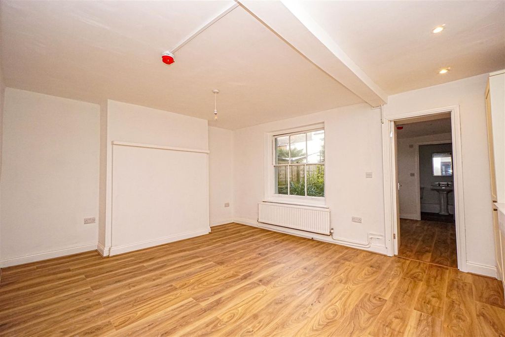 Property photo 2 of 17 Dsc03292.Jpg