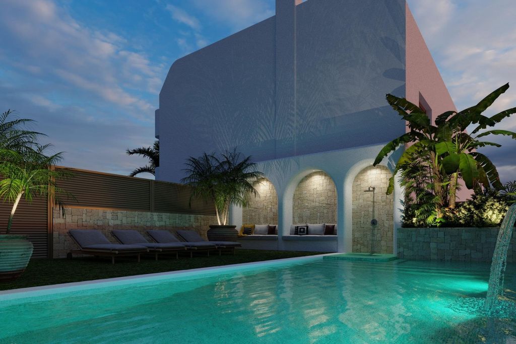 Property photo 2 of 21