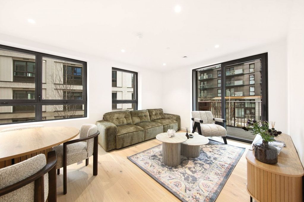 Property photo 3 of 7 Picture No. 02