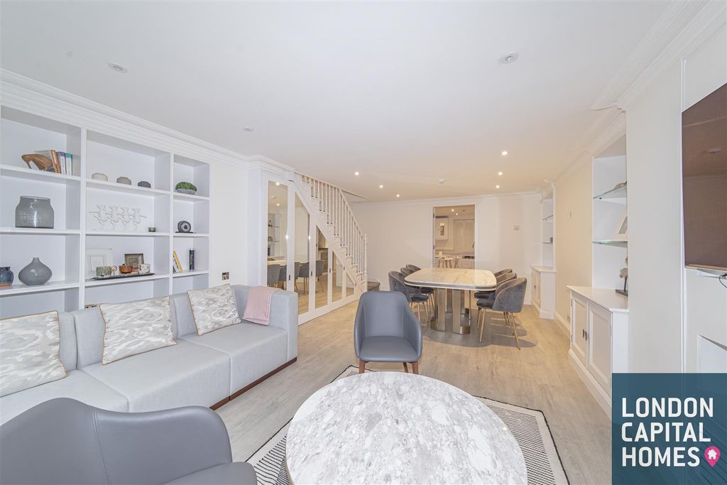 Property photo 3 of 30 E74A4286.Jpg