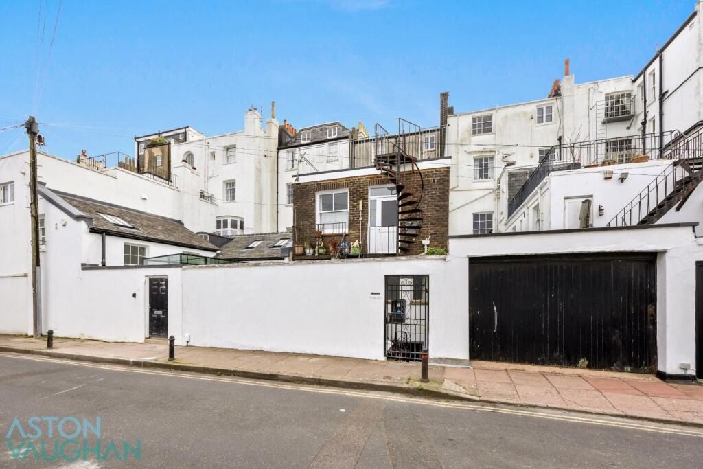 Property photo 2 of 10 4543171