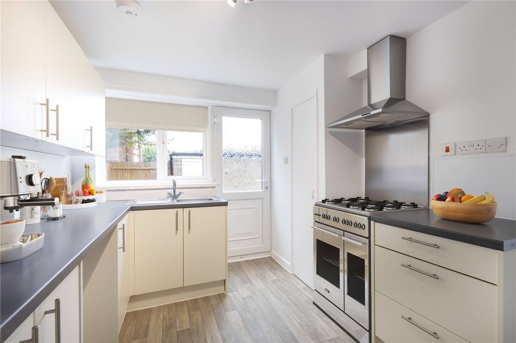 Property photo 3 of 9 Picture No. 09