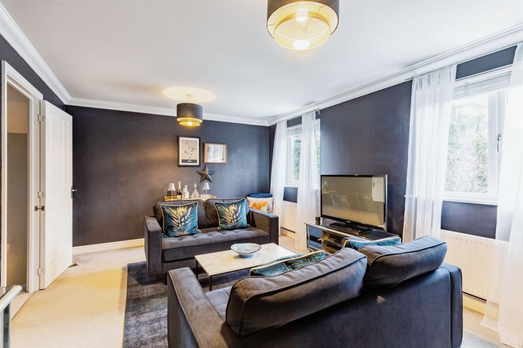 Property photo 3 of 20