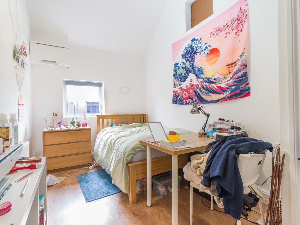 Property photo 3 of 6 2755133