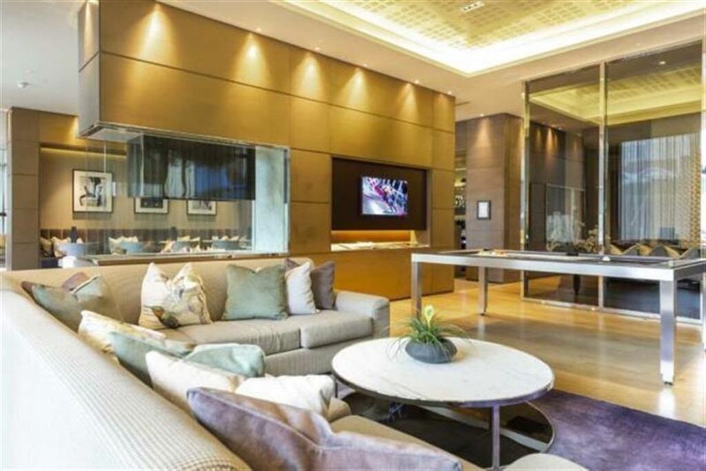 Property photo 1 of 15 (Main)