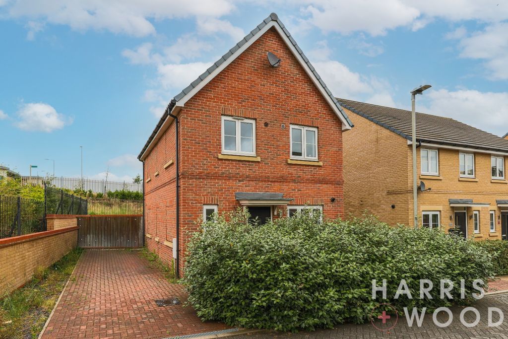 Property photo 1 of 2 5196581