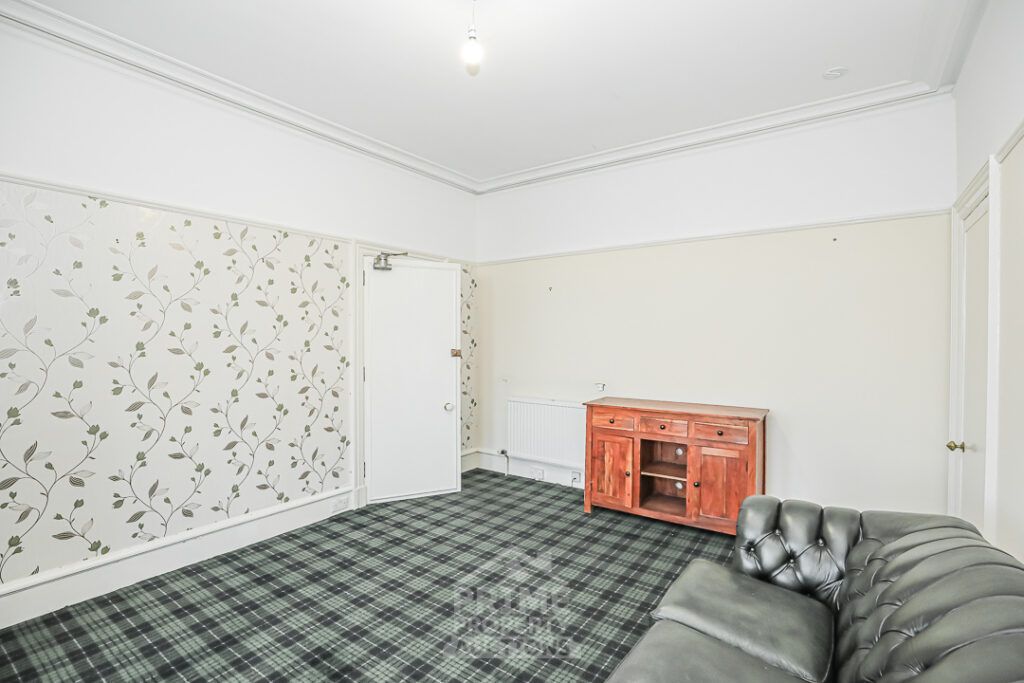 Property photo 3 of 30