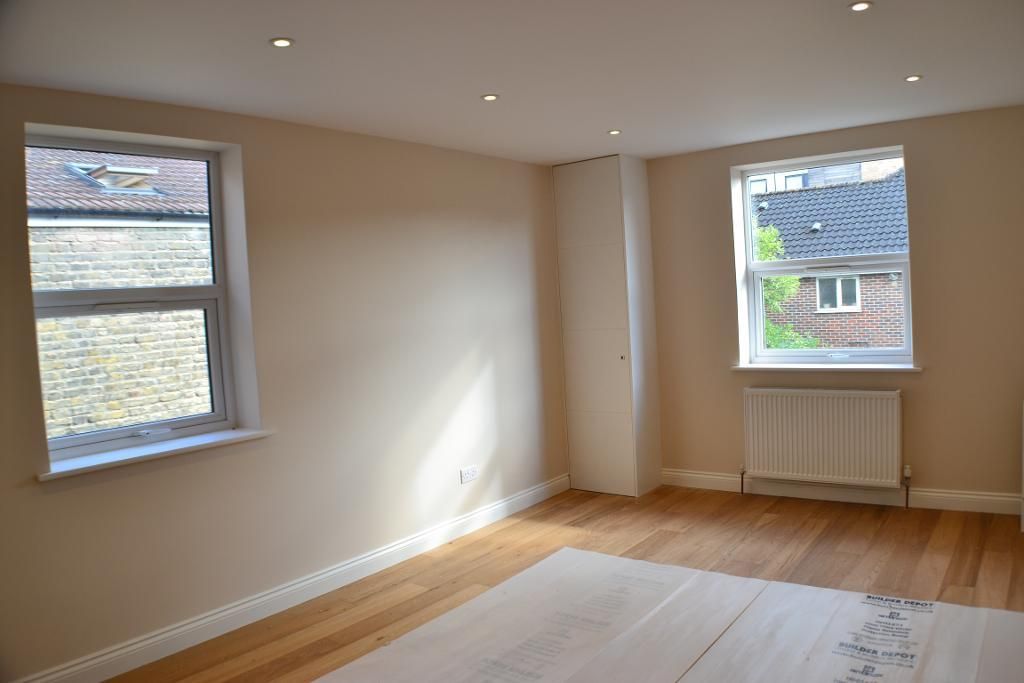 Property photo 1 of 5 Lounge