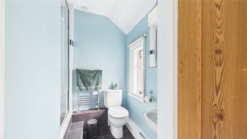 Additional image 13 of 3 bed semi-detached house for saleLightwater, Surrey GU18
