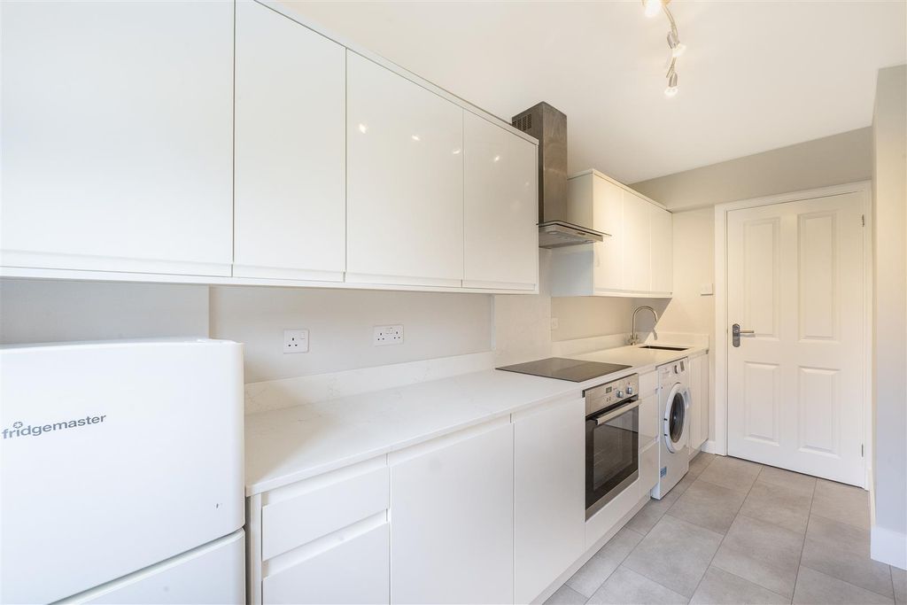 Property photo 2 of 10 Dsc_1906.Jpg