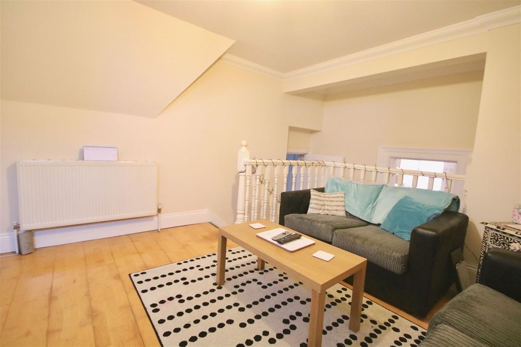 Property photo 3 of 11 Img_2741.Jpg