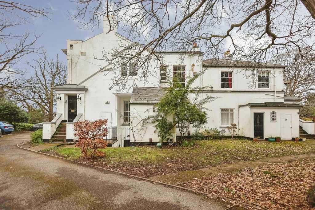 Property photo 3 of 11