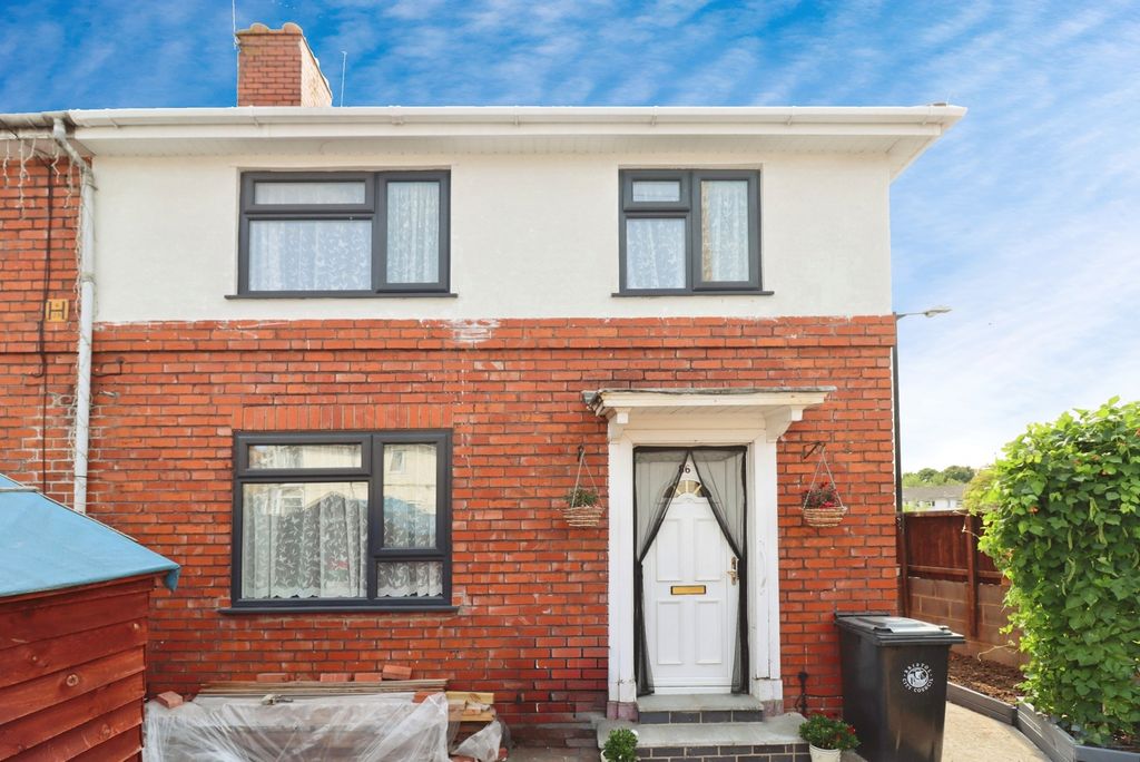 Property photo 1 of 17 Front Aspect