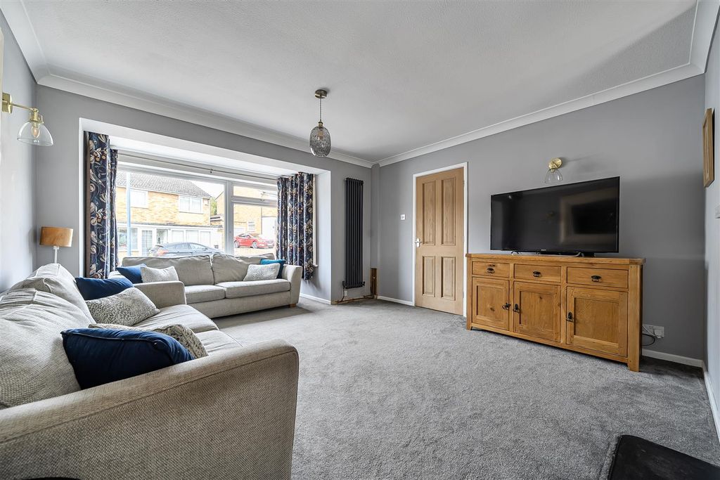 Property photo 2 of 23 1439809-21-69d8E557176c9.Jpg