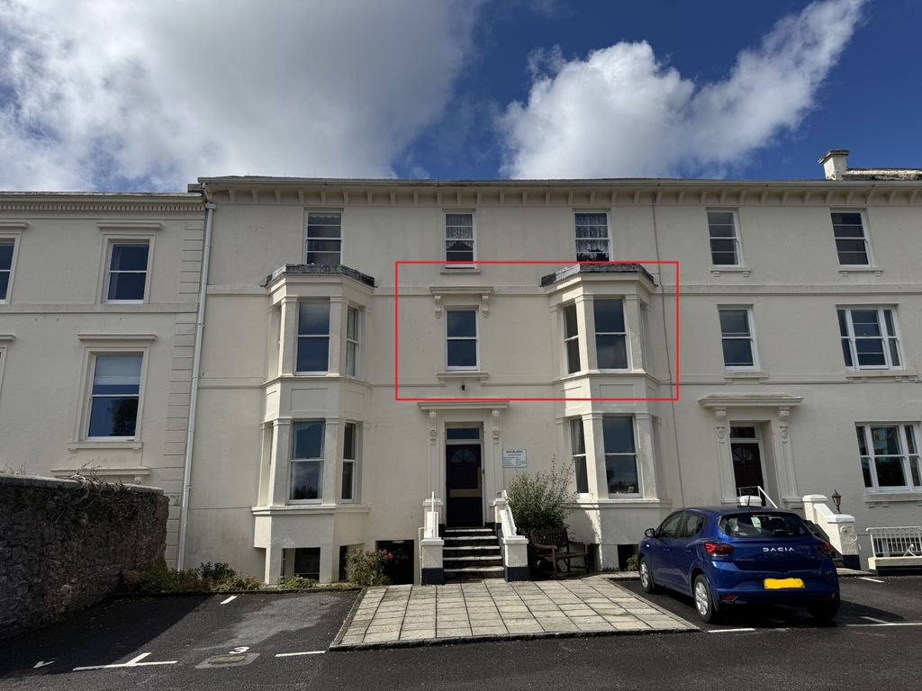 Property photo 1 of 11 Flat 10, Brooklands, Dawlish, Main