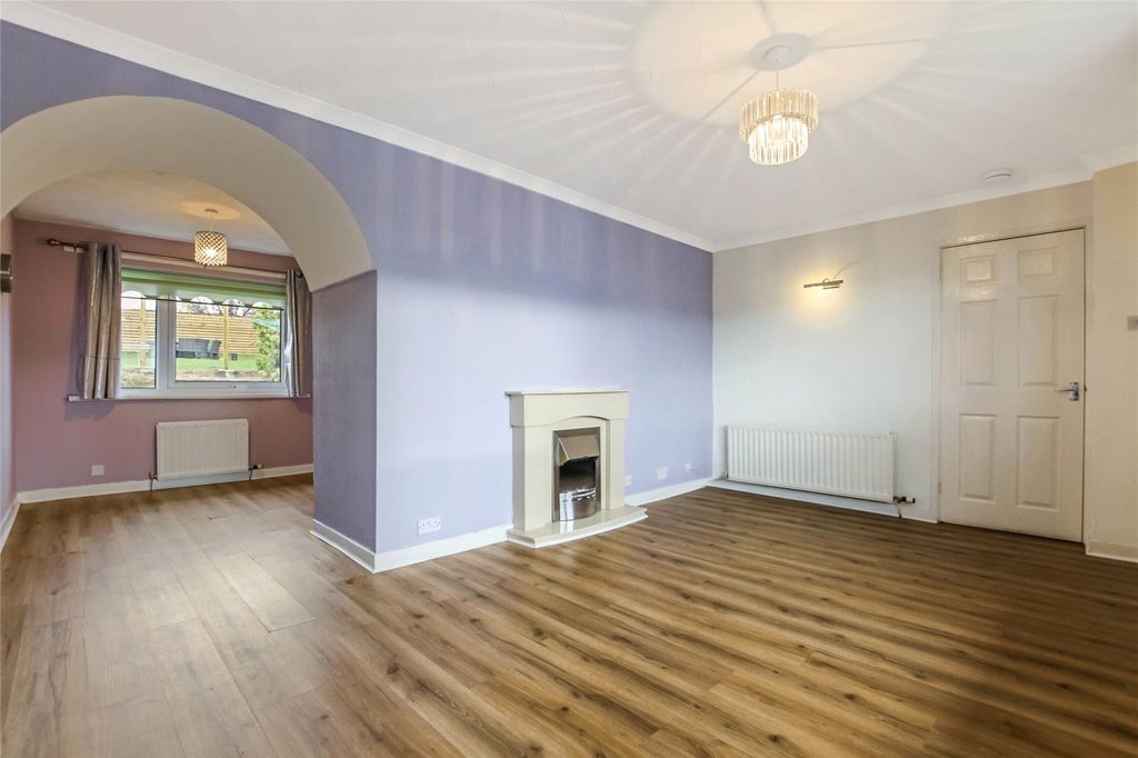 Property photo 3 of 17 Picture No. 04