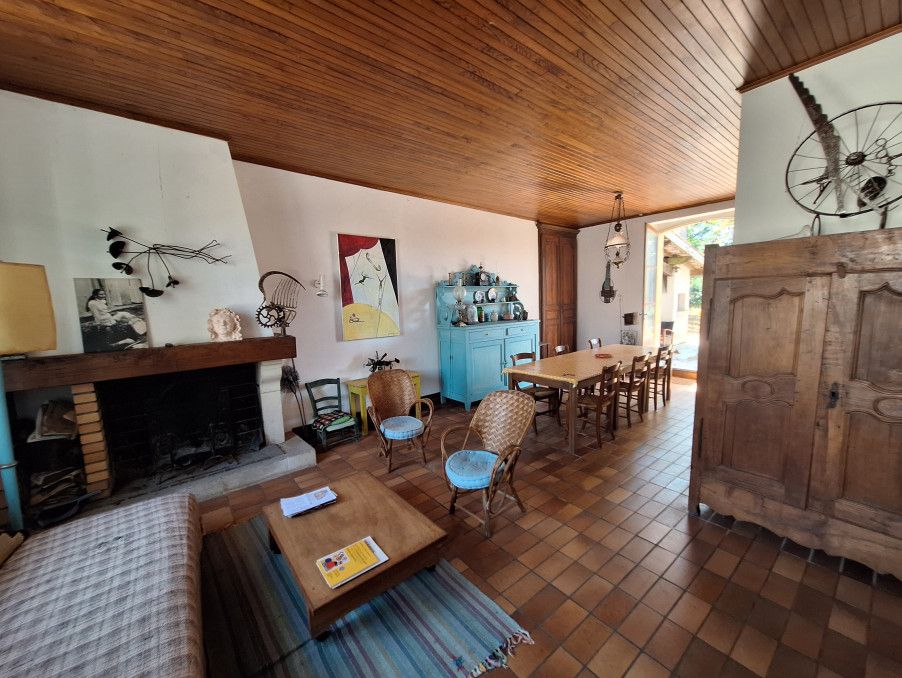 Property photo 3 of 20