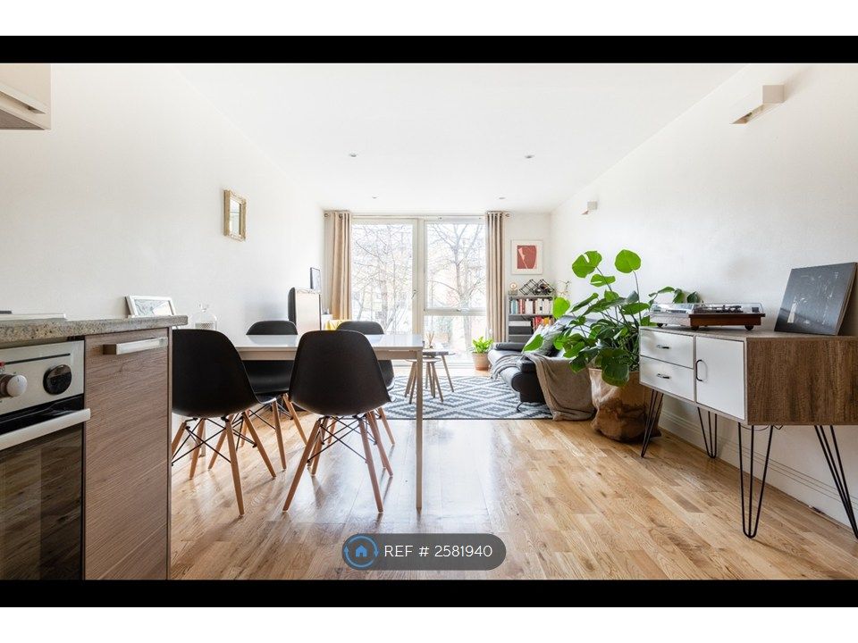 Property photo 2 of 22 Open Plan Living Room / Kitchen