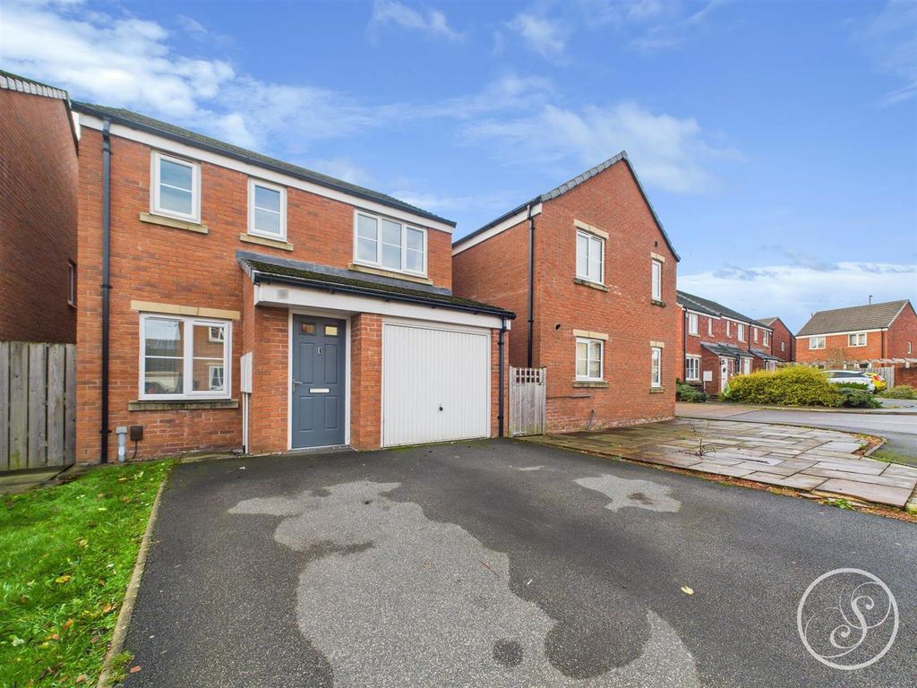 Property photo 1 of 20 External