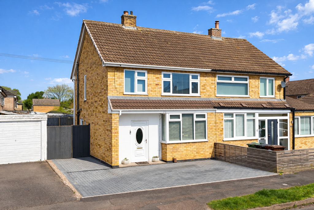 Property photo 1 of 19 Front