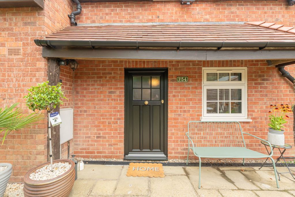 Property photo 3 of 60