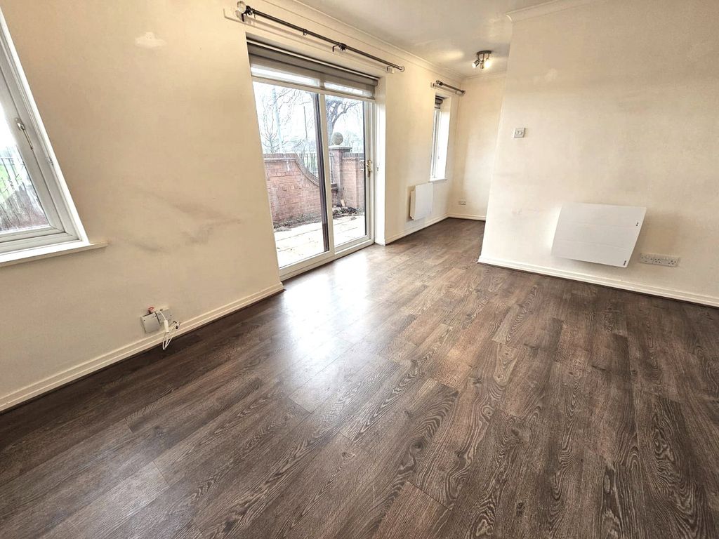 Property photo 3 of 12 Picture No. 03