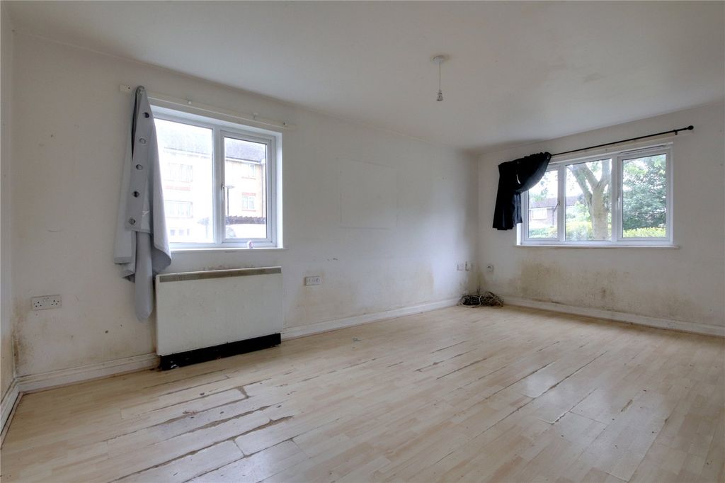 Property photo 2 of 9 Picture No. 07