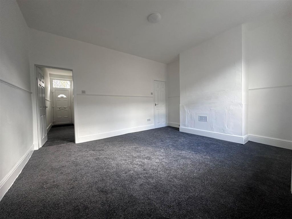 Property photo 3 of 7 4.Jpg