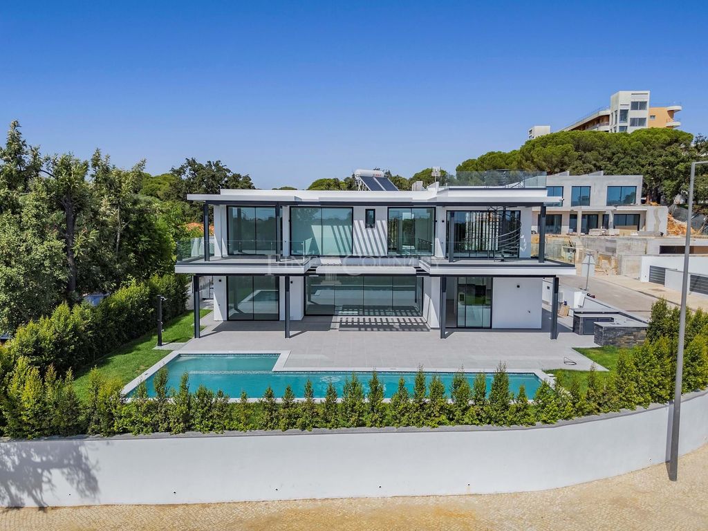 Property photo 2 of 30