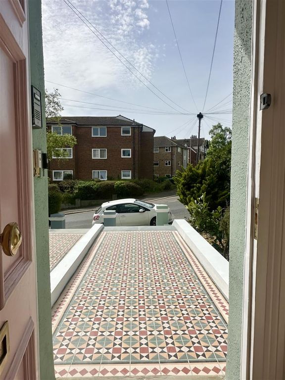 Property photo 3 of 22