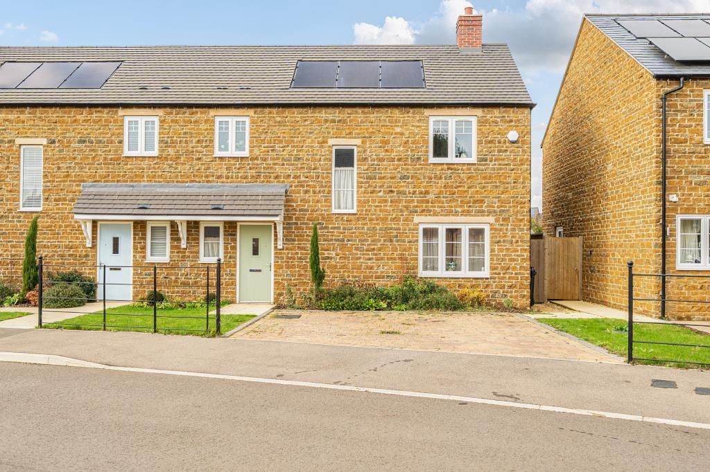 Property photo 2 of 21 Front Aspect