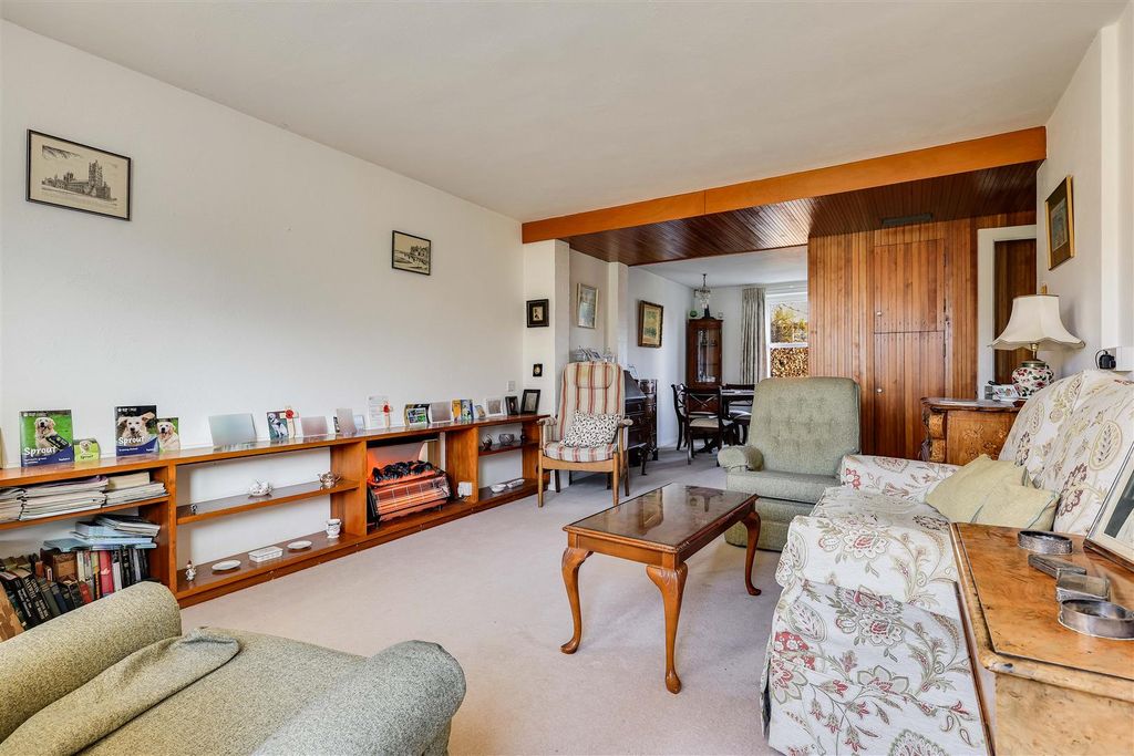 Property photo 3 of 14 Img (10).Jpg