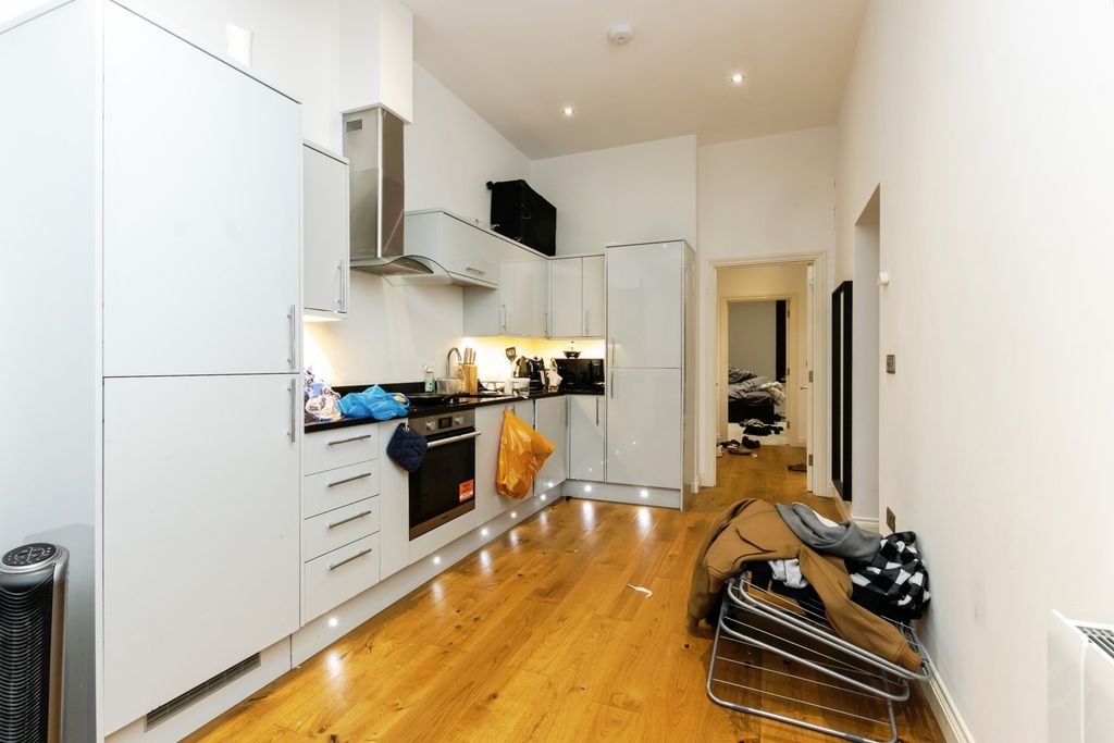Property photo 3 of 16 Photo
